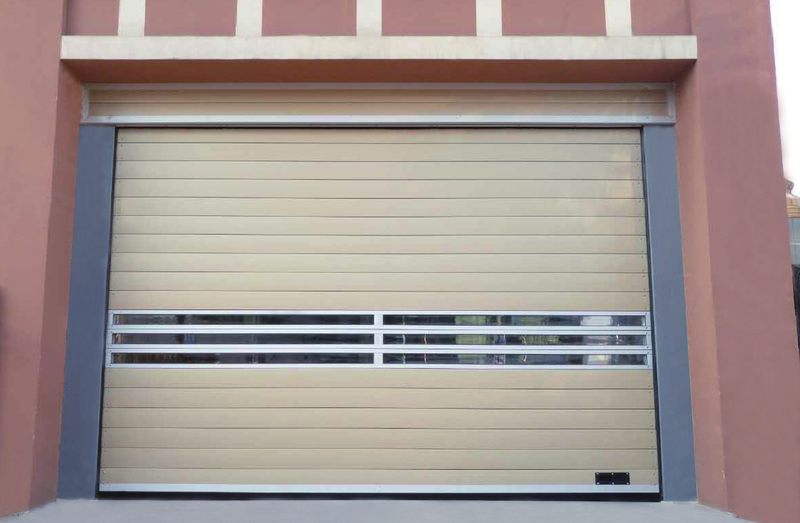 快速提升門選哪家？實力廠家考察指南