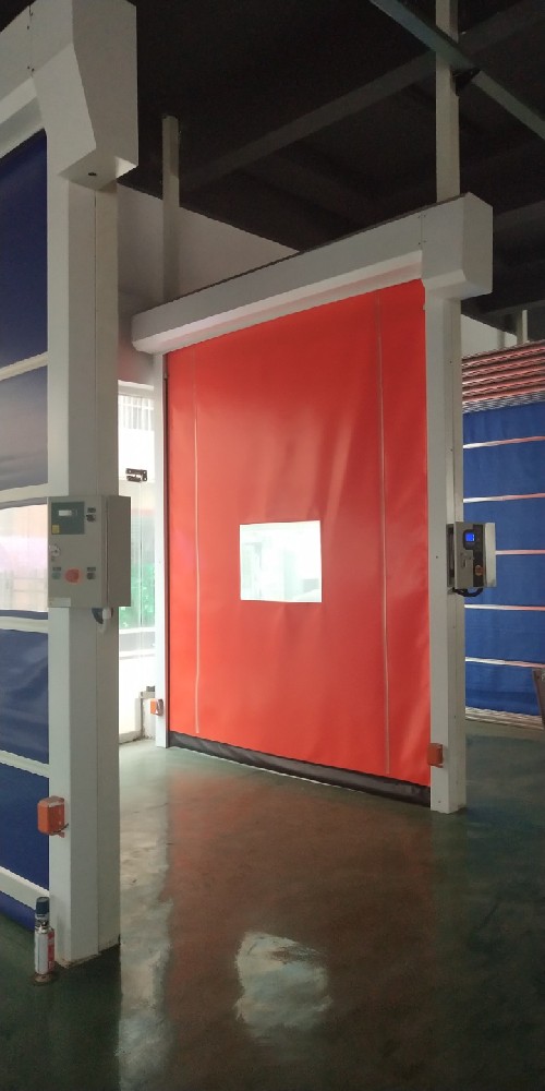 成都鋰電池工廠(chǎng)防爆快速門(mén)應(yīng)用案例
